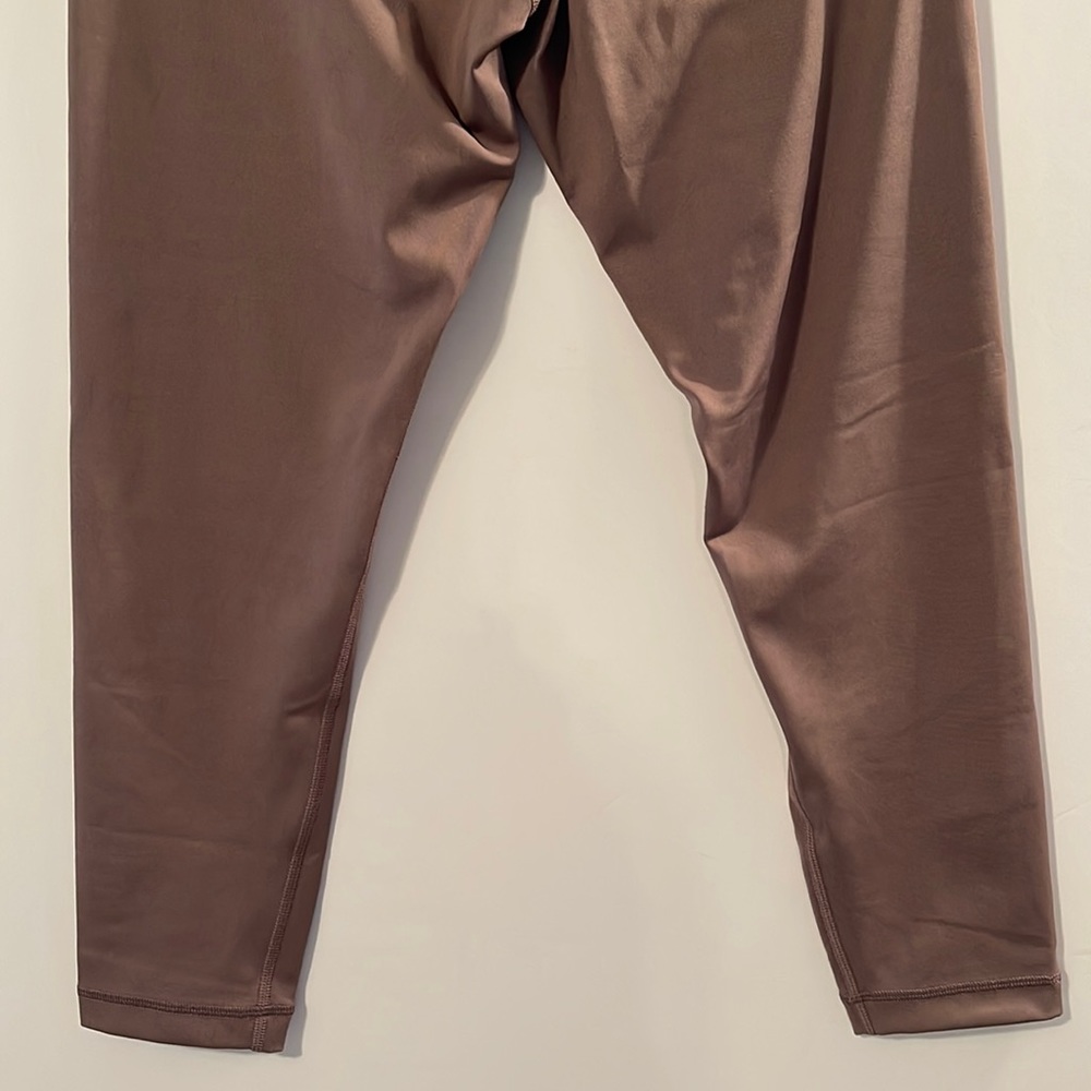 NWT Victoria’s Secret Love Cloud Crossover Leggings - Picture 12 of 15